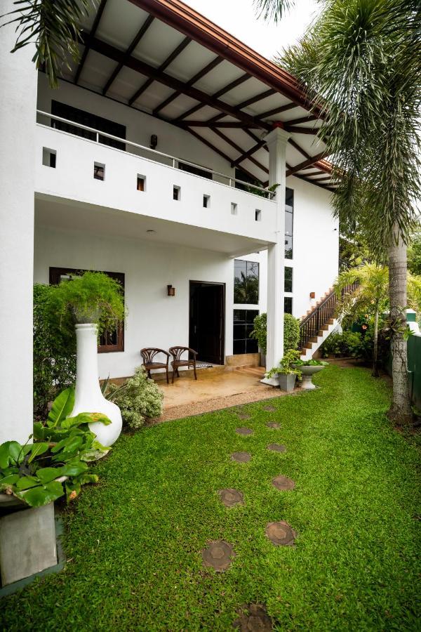 Shakuna Villa Hikkaduwa Εξωτερικό φωτογραφία