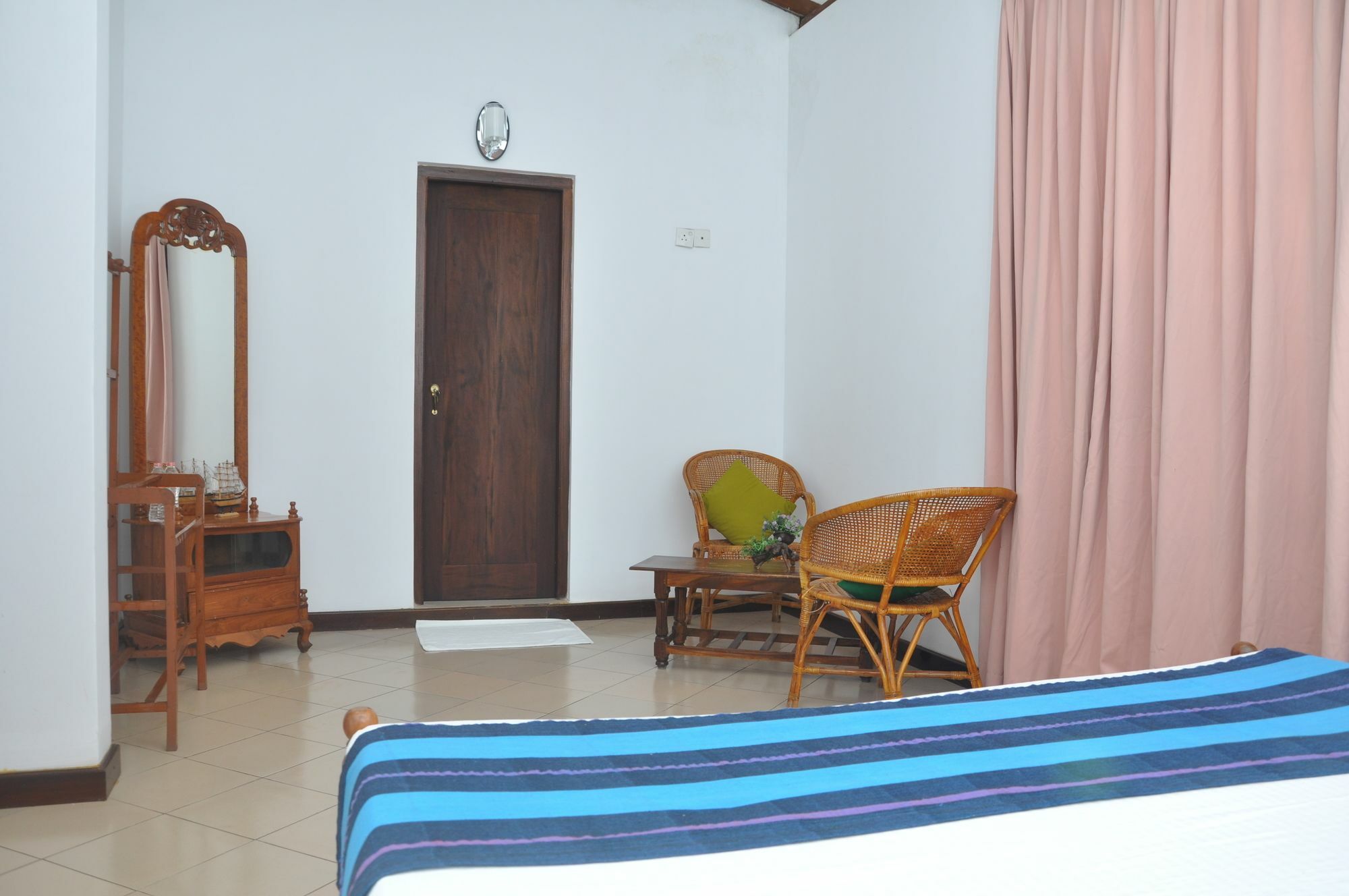 Shakuna Villa Hikkaduwa Εξωτερικό φωτογραφία
